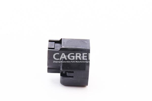 MG641362-4 3 hole female crimp connectors CAG7031Y-2.2-21