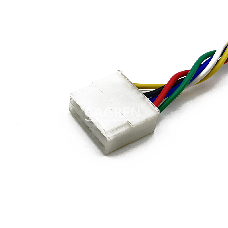 CONNECTOR PLUG 6P 6.3 SERIES WHITE WITH WIRE AG-631007